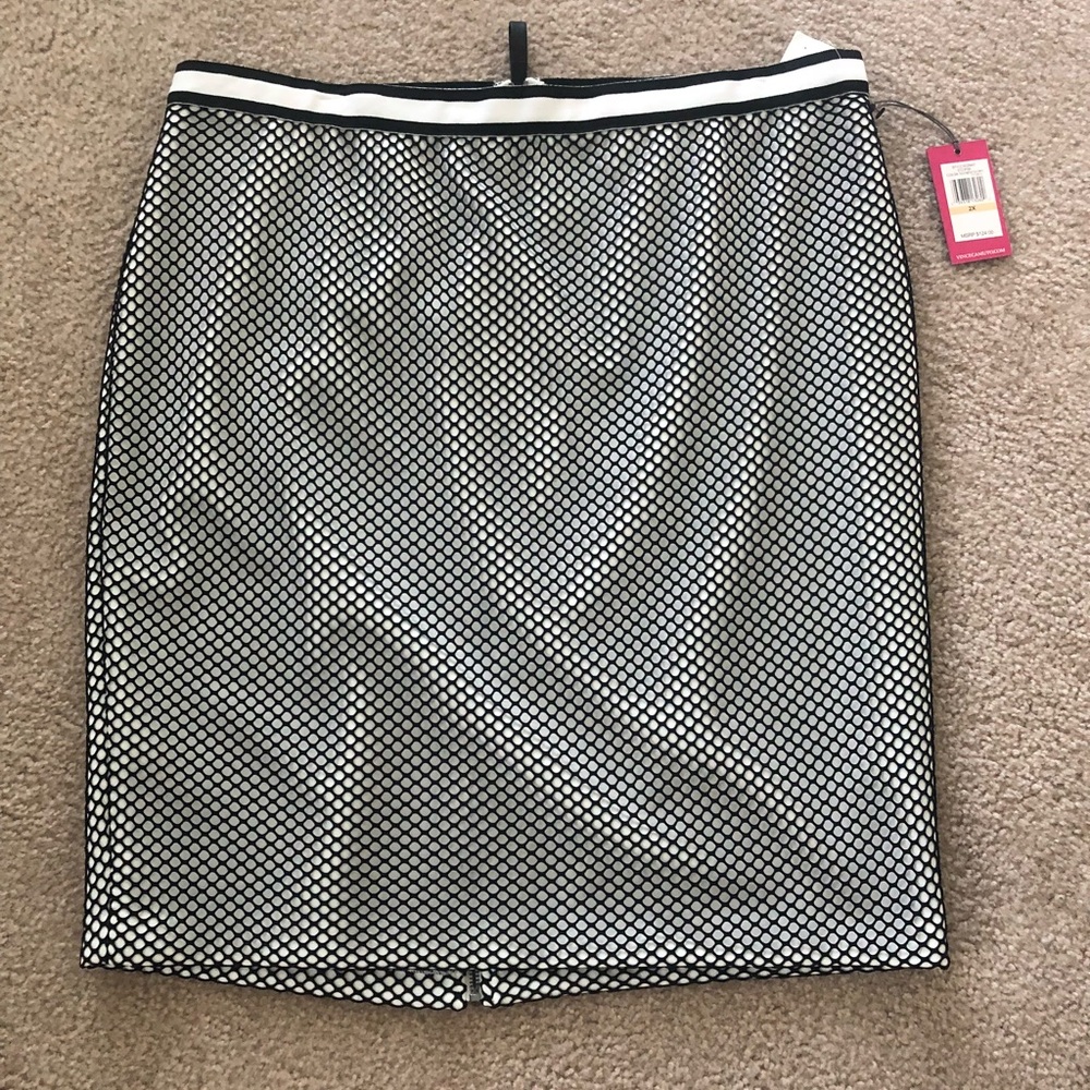 Skirt (Vince Camuto)